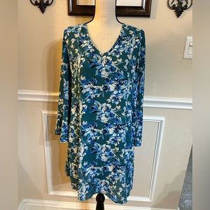 Pinkblush Maternity Dress Size Small Blue Floral Fully lined.Bust 36” Length 35”